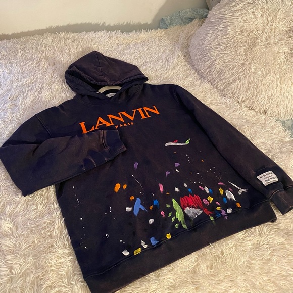 Lanvin Paris art on display - Picture 7 of 8